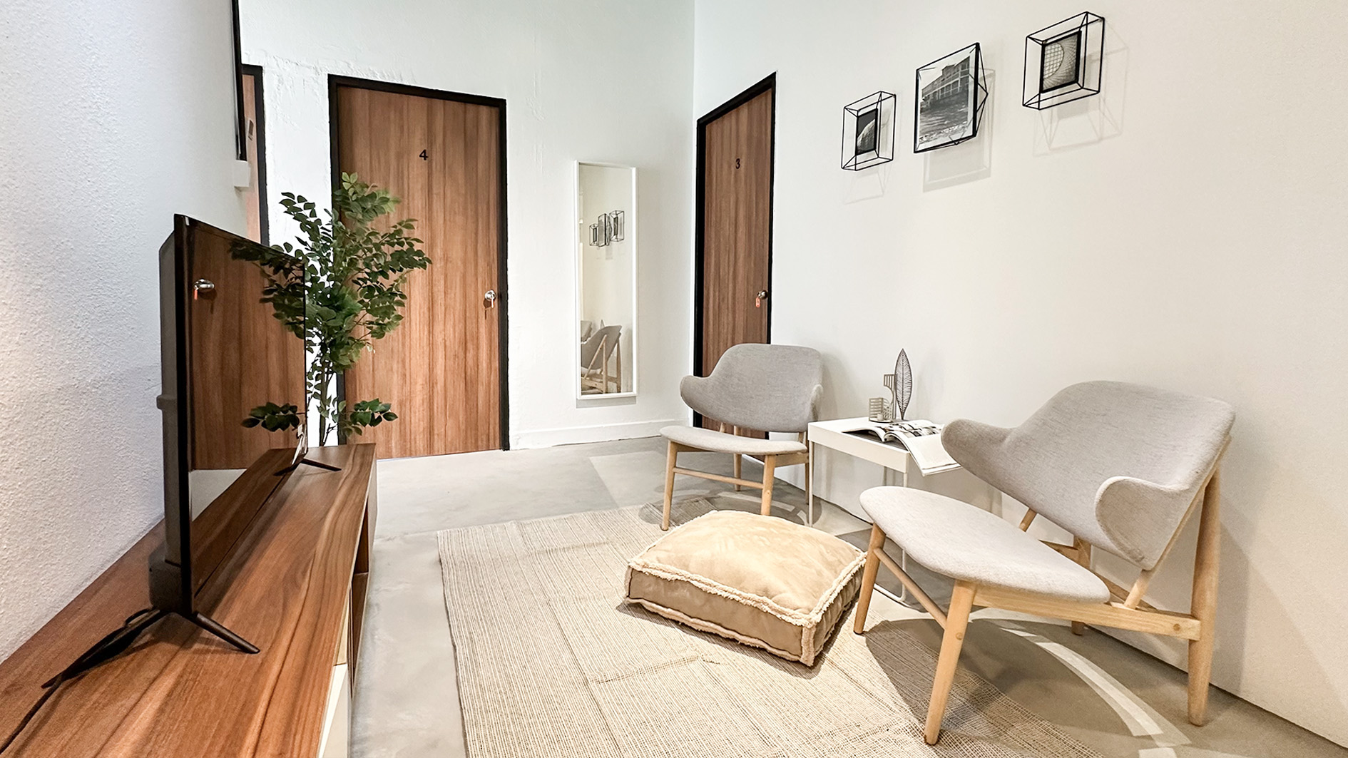 LIVING-ROOM-1.jpg - 1B JALAN WANGI