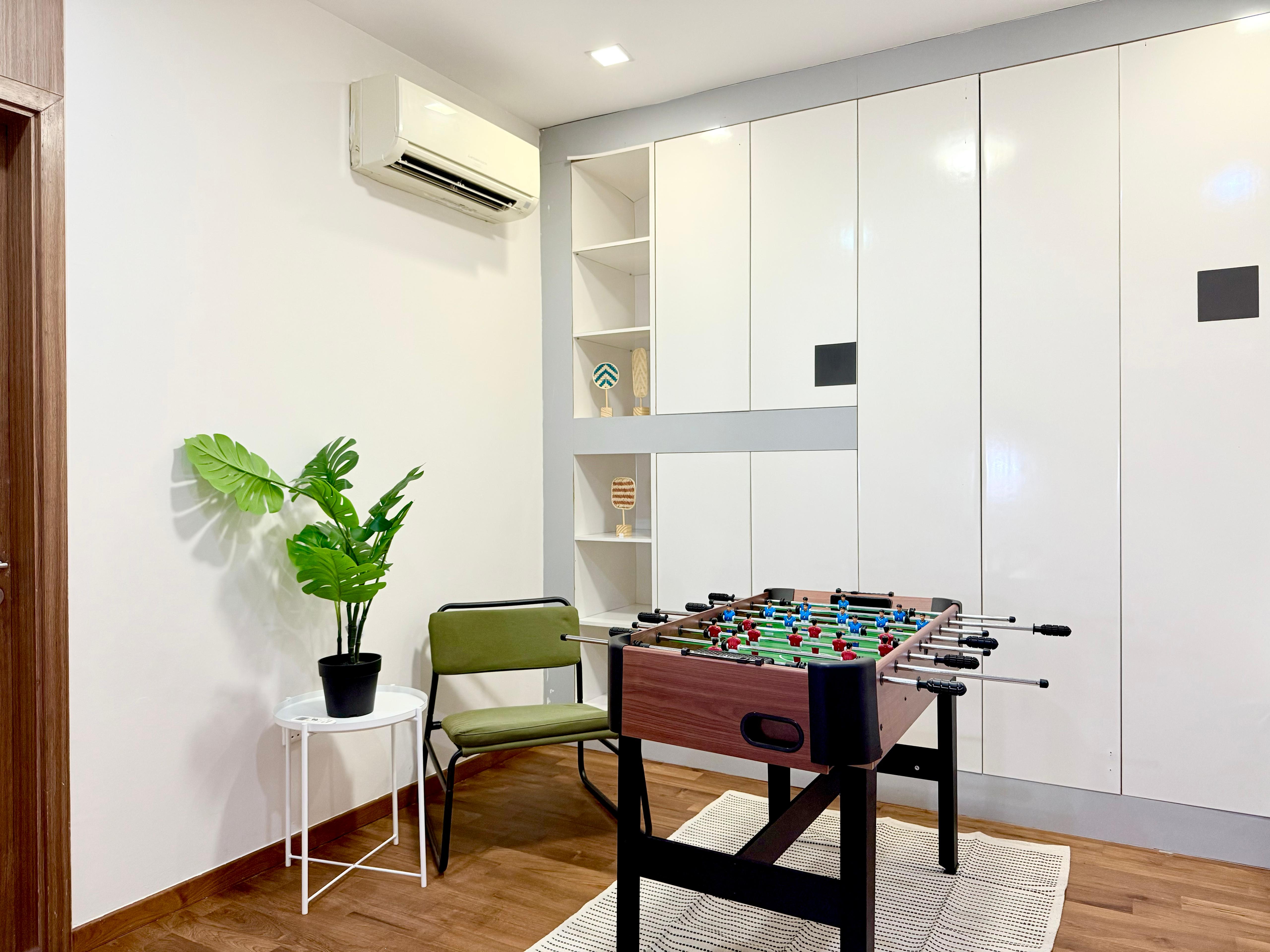 8-L2-Pool-Table-1.jpeg - 109H HIGHLAND ROAD